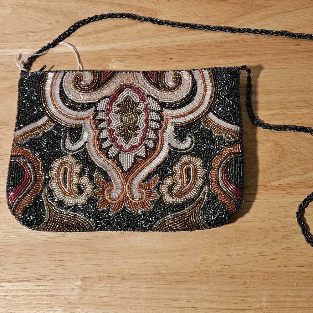 Vintage La Regale Heavily Beaded Handbag Purse Evening Wear = Paisley Pattern